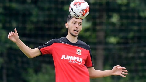 现出的新星 现出的新星